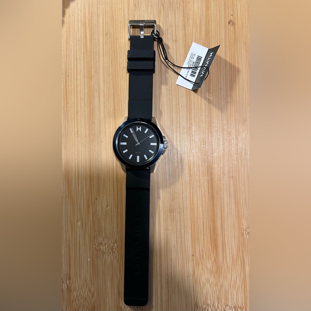 MVMT MARINE SPORT WATCH WITH 45.5MM BLACK FACE & BLACK SILICONE BAND - Picture 4 of 7